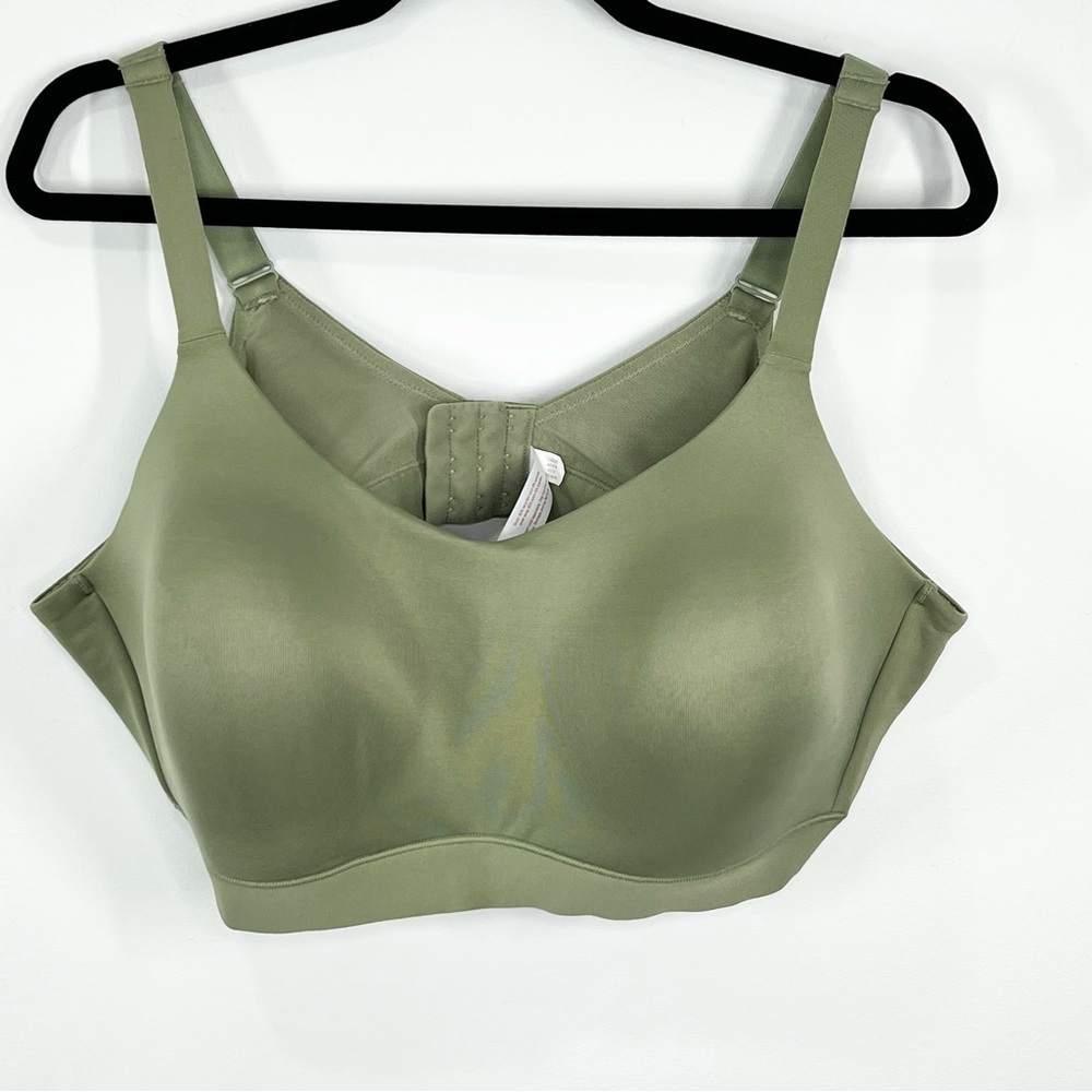 Cacique Lightly Lined No Wire Scoop Bra 44C Green Comfy Full Coverage Bra
